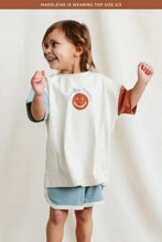 Load image into Gallery viewer, goumikids Clothes TEE | CHASING HAPPY by goumikids