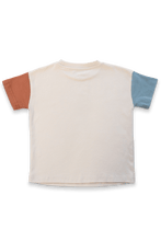 Load image into Gallery viewer, goumikids Clothes TEE | CHASING HAPPY by goumikids