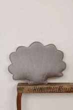 Load image into Gallery viewer, moimili.us Cushion Linen “Gray” Shell Pillow