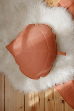 Load image into Gallery viewer, moimili.us Cushion Moi Mili Linen “Papaya” Leaf Pillow