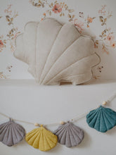 Load image into Gallery viewer, moimili.us Cushion Moi Mili Linen &quot;Sand” Shell Pillow