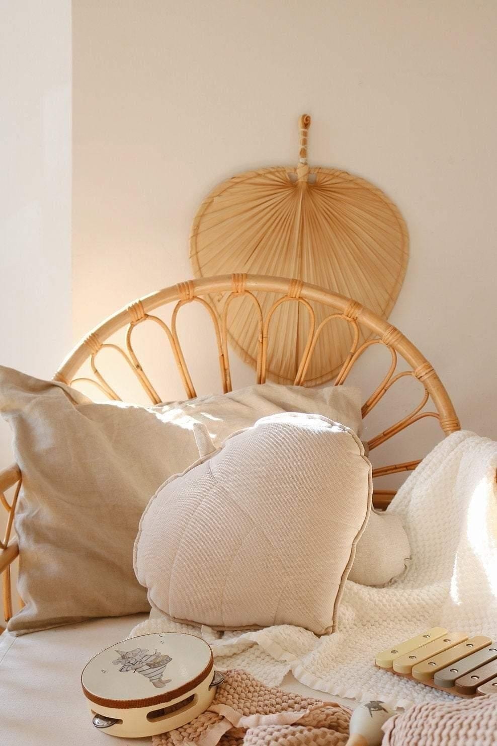 moimili.us Cushion Velvet “Cream” Leaf Pillow