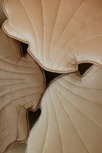 Load image into Gallery viewer, moimili.us Cushion Velvet “Cream Pearl” Shell Pillow