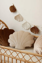 Load image into Gallery viewer, moimili.us Cushion Velvet “Cream Pearl” Shell Pillow