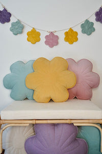moimili.us Cushion Velvet "Violet" Flower Pillow