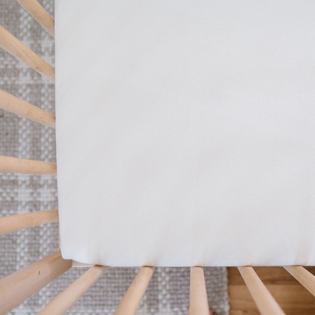 Design Dua. Design Dua Waterproof Cotton Crib Sheet - Pearl