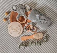Load image into Gallery viewer, embé® Grey Elephant Newborn Gift Box by embé®