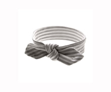 Load image into Gallery viewer, embé® Grey Stripes / Newborn (6-14lbs) Bow Headband by embé®
