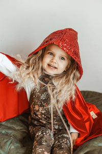 moimili.us Magic cape Moi Mili “Little Red Riding Hood” Magic Cape