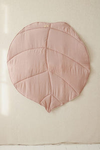 moimili.us Mat Linen “Powder Pink” Leaf Mat