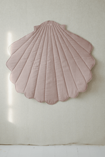Load image into Gallery viewer, moimili.us Mat Linen “Powder Pink” Shell Mat