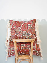 Load image into Gallery viewer, moimili.us Moi Mili &quot;Vintage paisley&quot; Pillow with Fringe