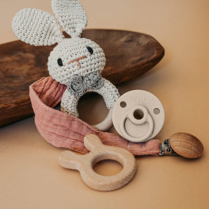 embé® Newborn Gift Sets Pink Bunny embé® Binnie® Soothe Baby Shower Gift Box