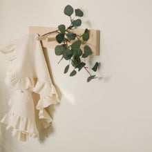Load image into Gallery viewer, Bloomere Ruffle Blanket- Cream