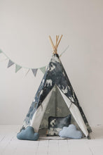 Load image into Gallery viewer, moimili.us Set teepee with mat Moi Mili “Night Sky” Teepee and &quot;Whiteand Grey&quot; Leaf Mat Set