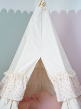 Load image into Gallery viewer, moimili.us Teepee tent Moi Mili &quot;Forget-me-not&quot; Teepee Tent with Frills and &quot;Light Pink Lily&quot; Flower Mat Set