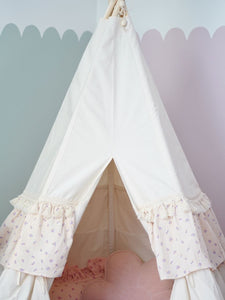 moimili.us Teepee tent Moi Mili "Forget-me-not" Teepee Tent with Frills and "Light Pink Lily" Flower Mat Set