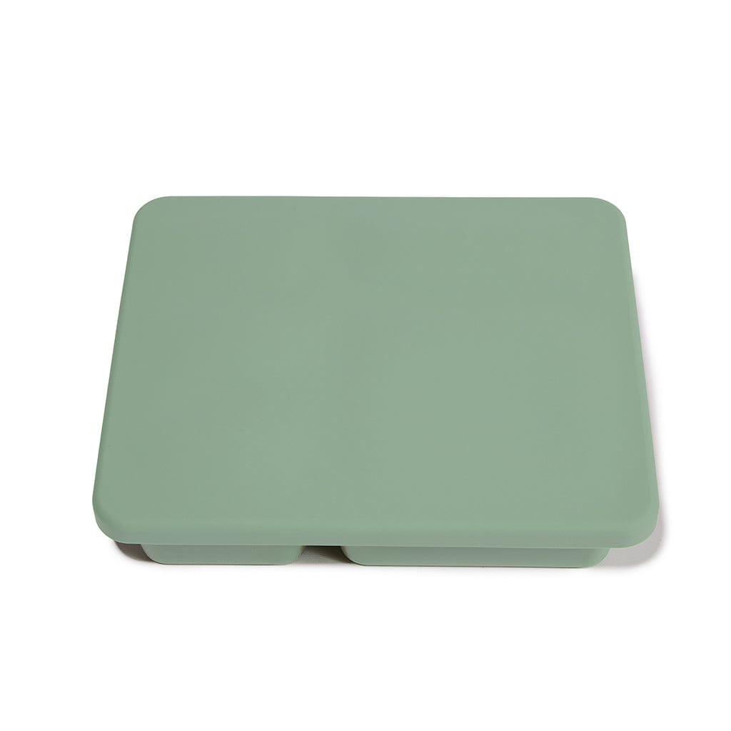 https://little-lona.com/cdn/shop/products/apparel-accessories-austin-baby-collection-silicone-bento-box-solid-sage-green-39003396505858.jpg?v=1678926694
