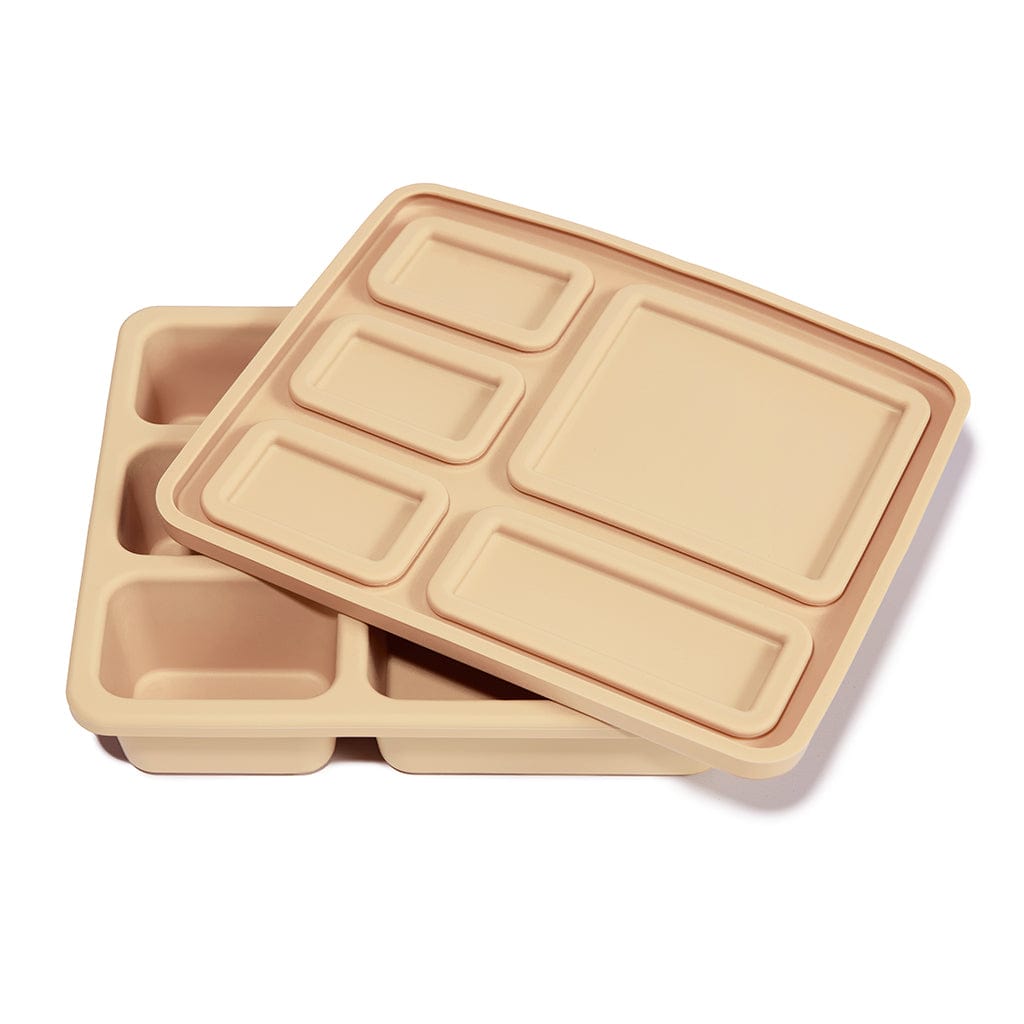 https://little-lona.com/cdn/shop/products/apparel-accessories-austin-baby-collection-silicone-bento-box-woodland-oat-39003395850498.jpg?v=1678926875