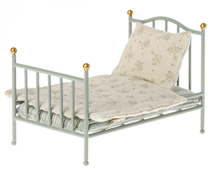 Maileg USA Furniture Vintage Bed, Mouse - Mint