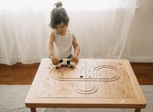 Wonder and Wise Land, Sand and Water Table by Wonder and Wise