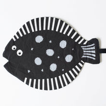 Load image into Gallery viewer, Alaska Organic Crinkle Toy - Fish
