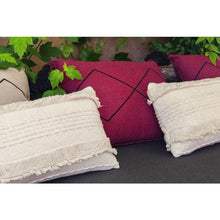 Load image into Gallery viewer, Lorena Canals Pillows Lorena Canals Knitted Washable Cushion Air Dune White