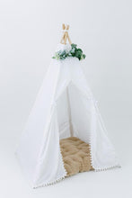 Load image into Gallery viewer, E &amp; E Teepees Play Tents E &amp; E Teepees The Beckett Play Tent