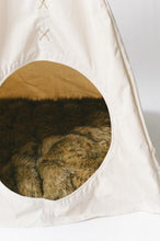 Load image into Gallery viewer, E &amp; E Teepees Play Tents E &amp; E Teepees The Fox Faux Fur Play Mattress