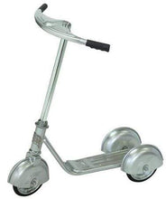 Load image into Gallery viewer, Morgan Cycle Scooters Silver Morgan Cycle Retro Style 3 Wheel Kick Scooter
