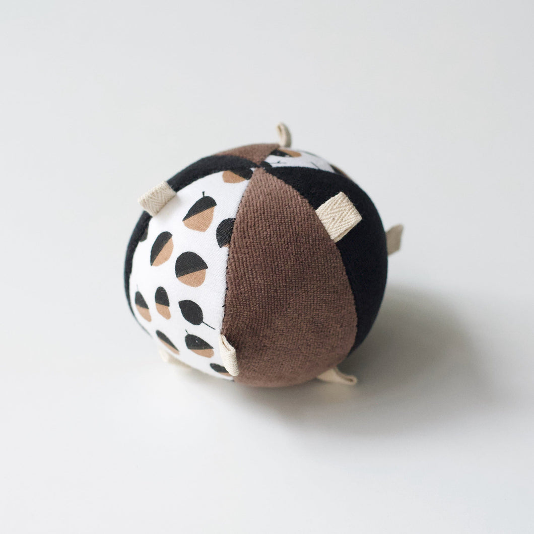 Wee Gallery Taggy Ball With Rattle - Acorn