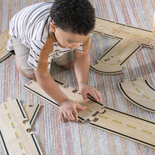 Load image into Gallery viewer, Guidecraft Toys Guidecraft Double-sided Roadway System – 42 pc. Set